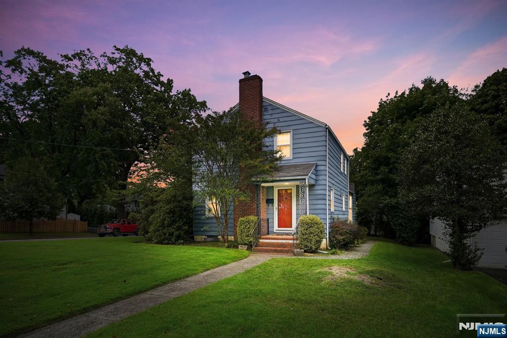 125 Midwood Road Property Photo 1