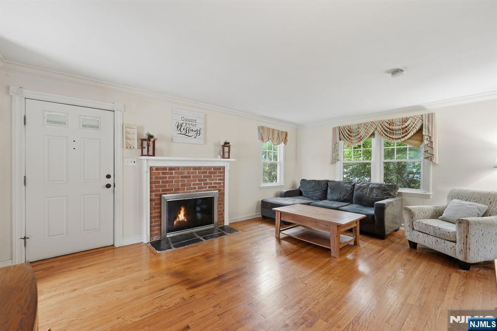 125 Midwood Road Property Photo 10