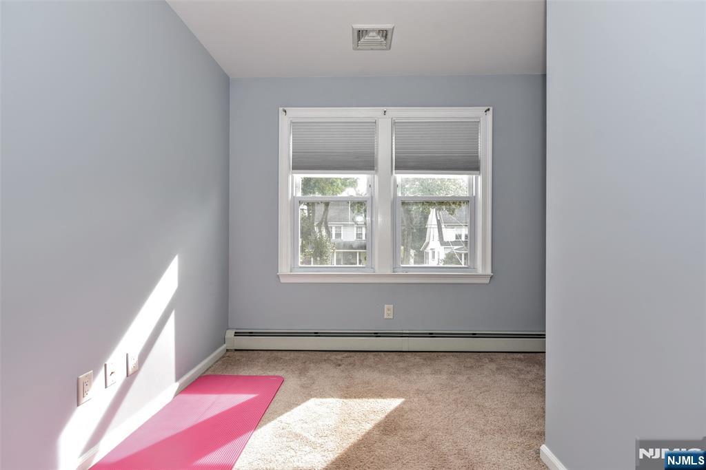 638 Asbury Street Property Photo 18