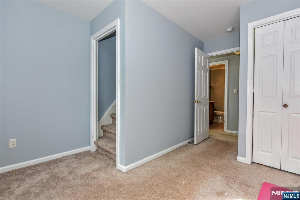 638 Asbury Street Property Photo 19