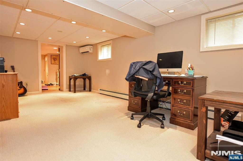 638 Asbury Street Property Photo 23