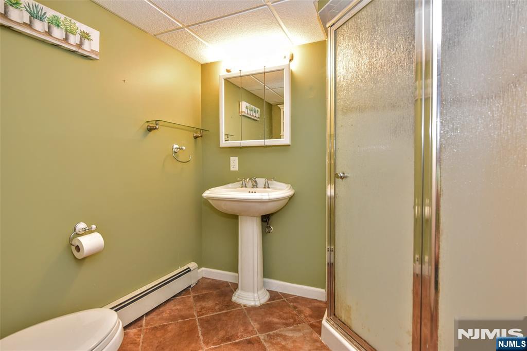 638 Asbury Street Property Photo 25