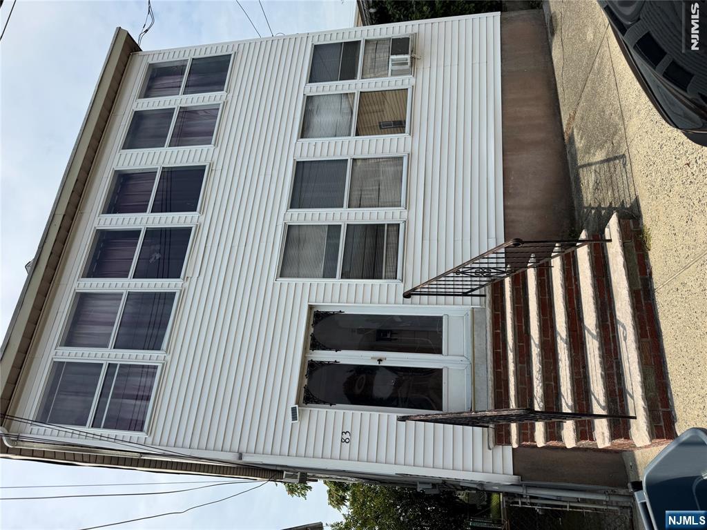 83 Ray Street Property Photo 1