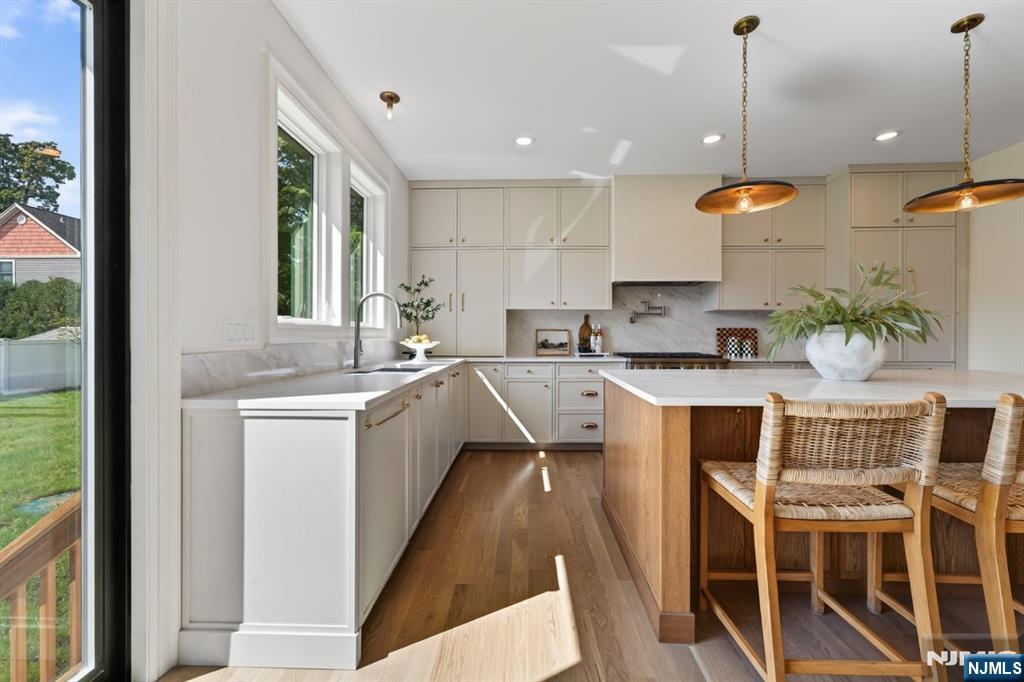 21 Pomona Avenue Property Photo 14