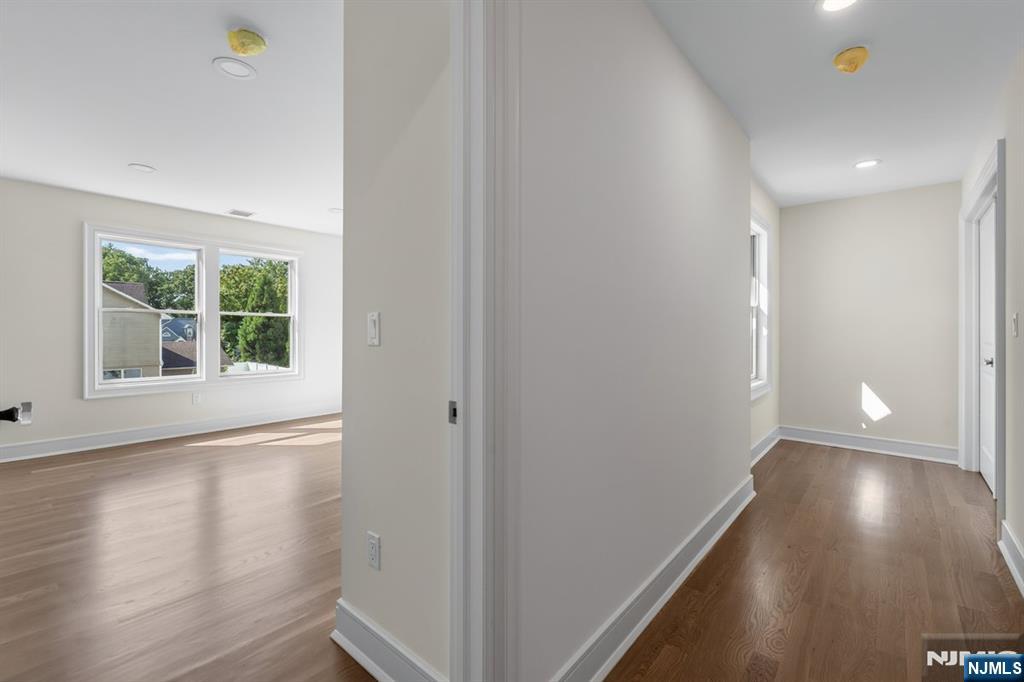 21 Pomona Avenue Property Photo 27