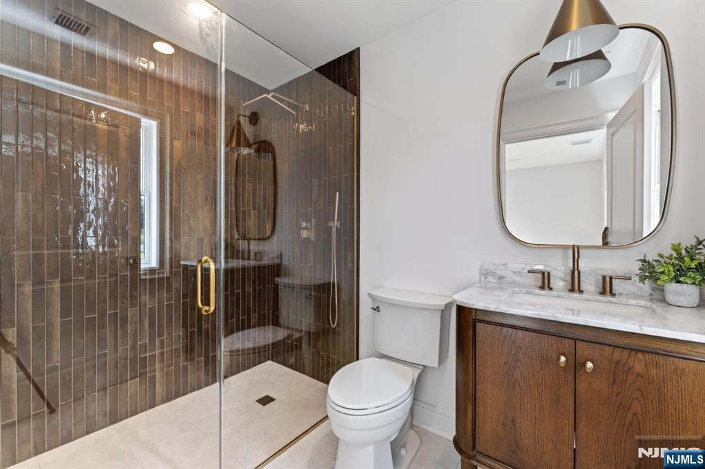 21 Pomona Avenue Property Photo 28