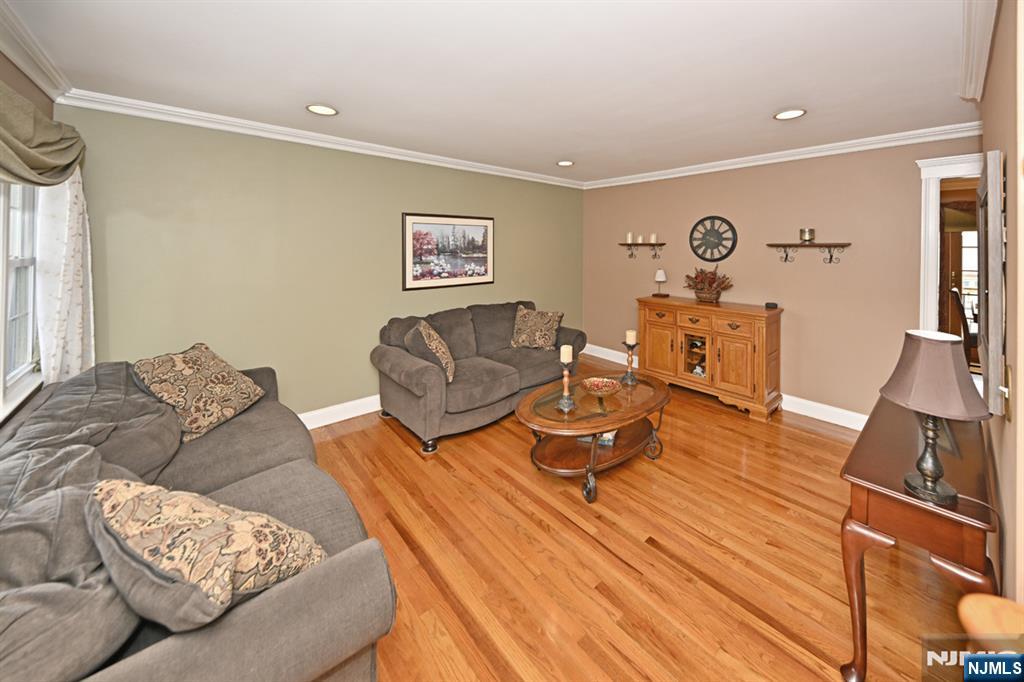 700 Evans Street Property Photo 6