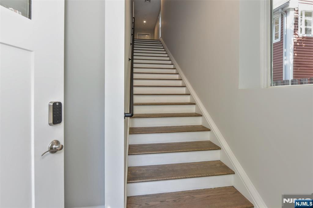 7 Bergen Street 203 Property Photo 4