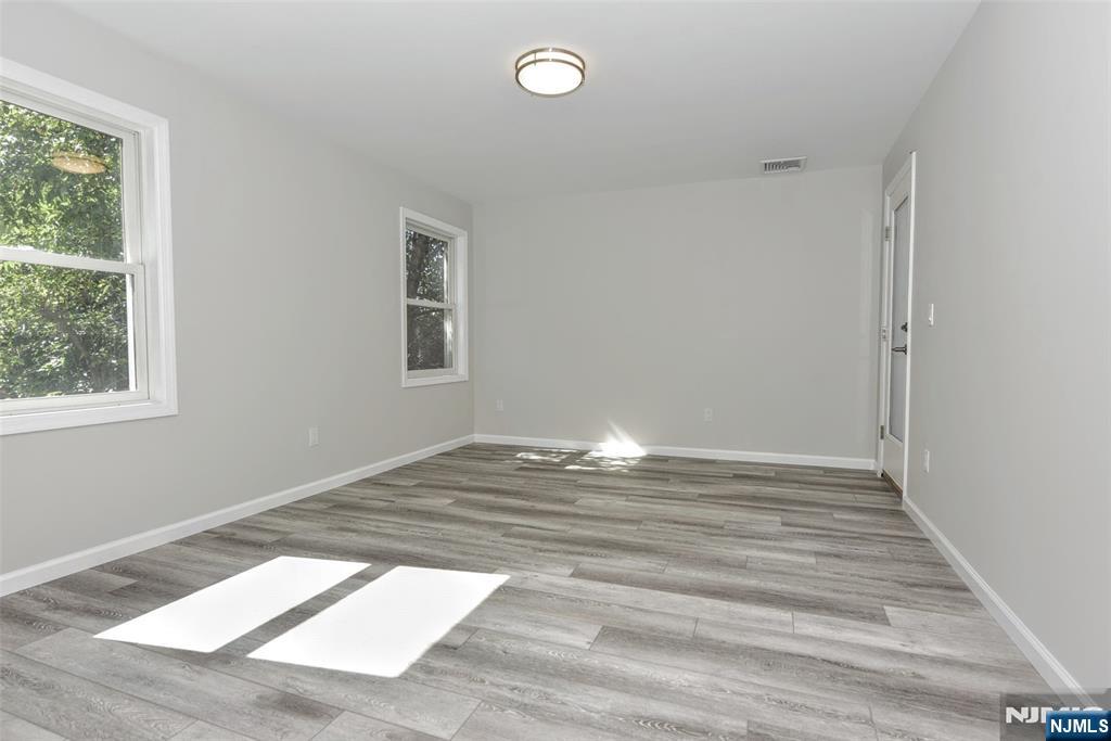 7 Bergen Street 203 Property Photo 16