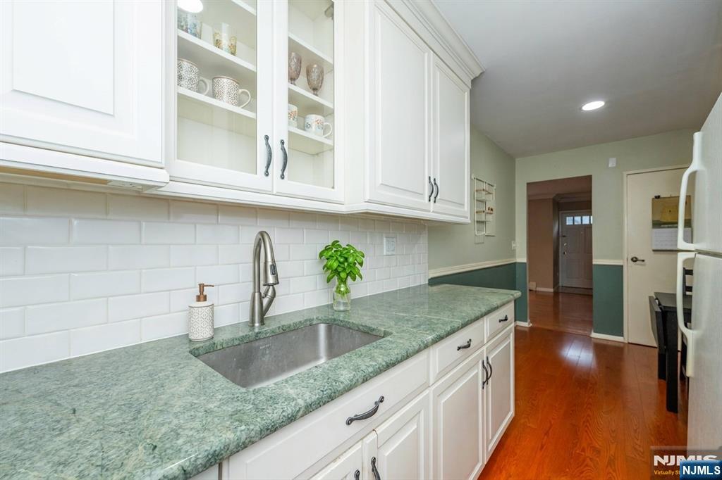 68 Regency Park Property Photo 3