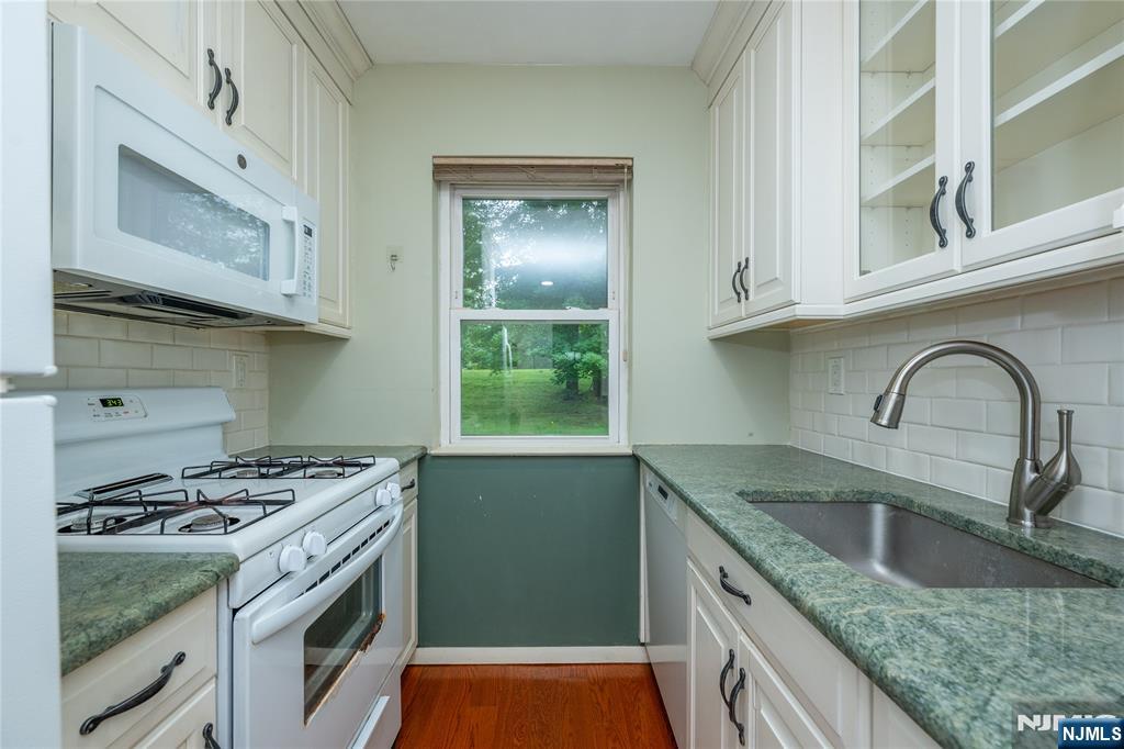 68 Regency Park Property Photo 5