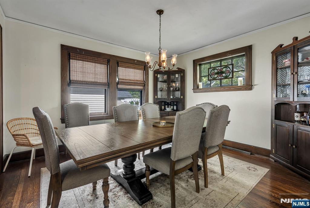 19 Christopher Place Property Photo 11