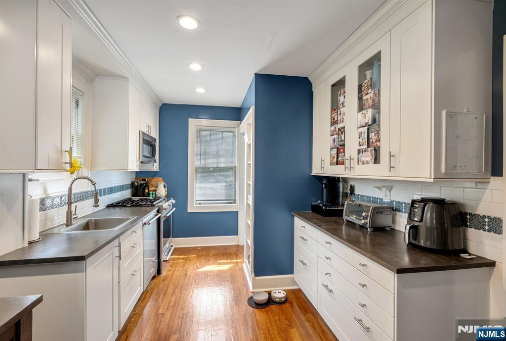 19 Christopher Place Property Photo 14