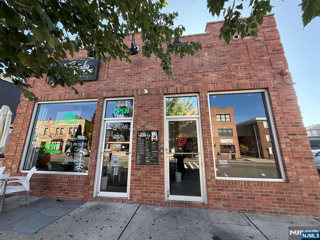 534 Kearny Avenue Store Right Property Photo 3
