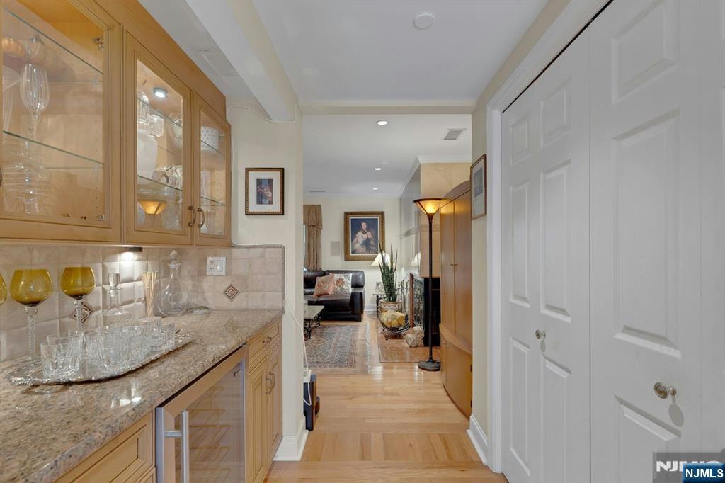2 Eliot Court Property Photo 6