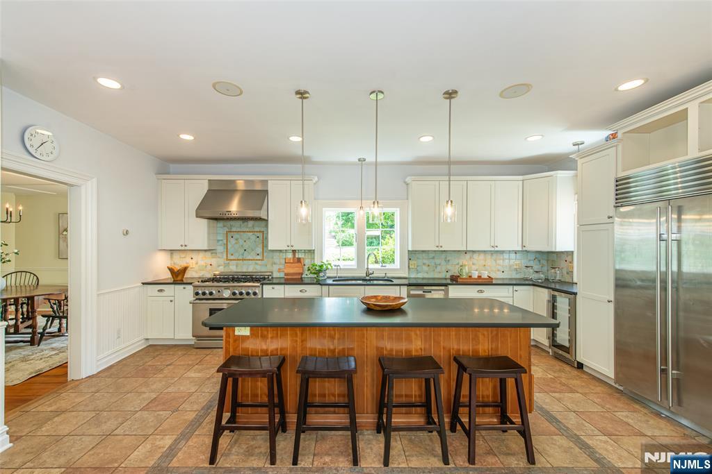181 Sunset Avenue Property Photo 20