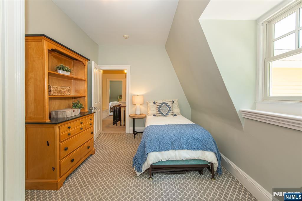 181 Sunset Avenue Property Photo 25