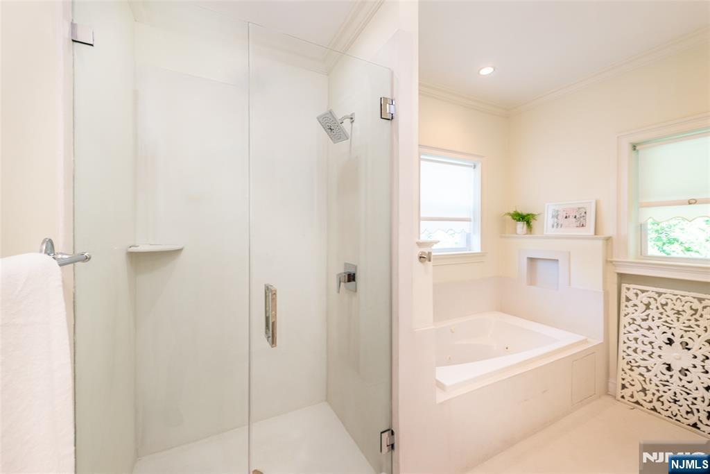 85 Evergreen Avenue Property Photo 18