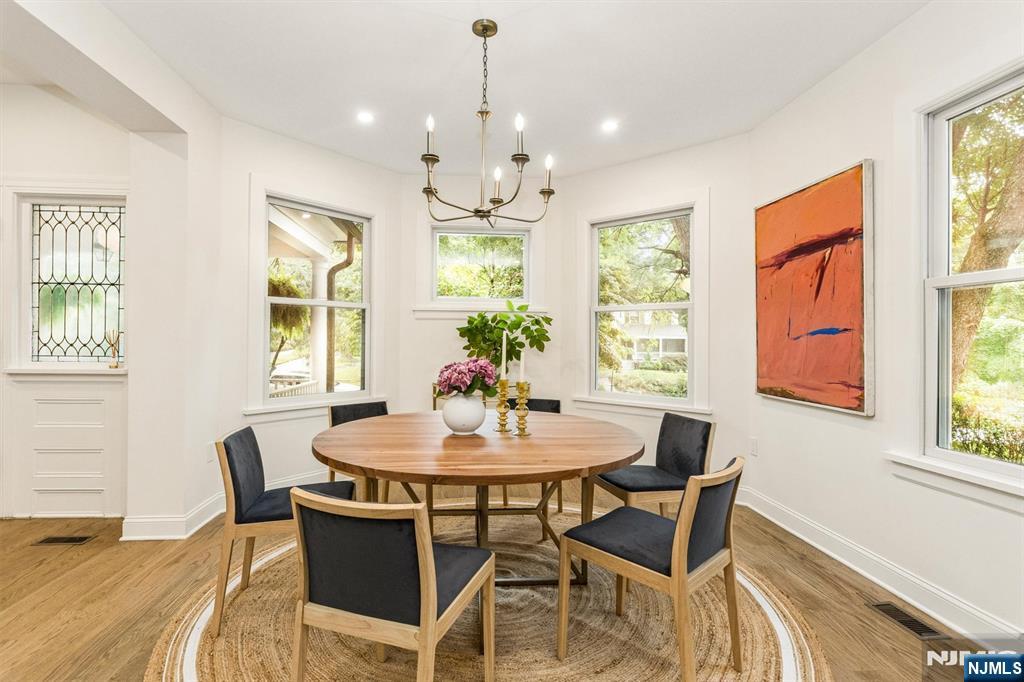 26 Appleton Place Property Photo 13