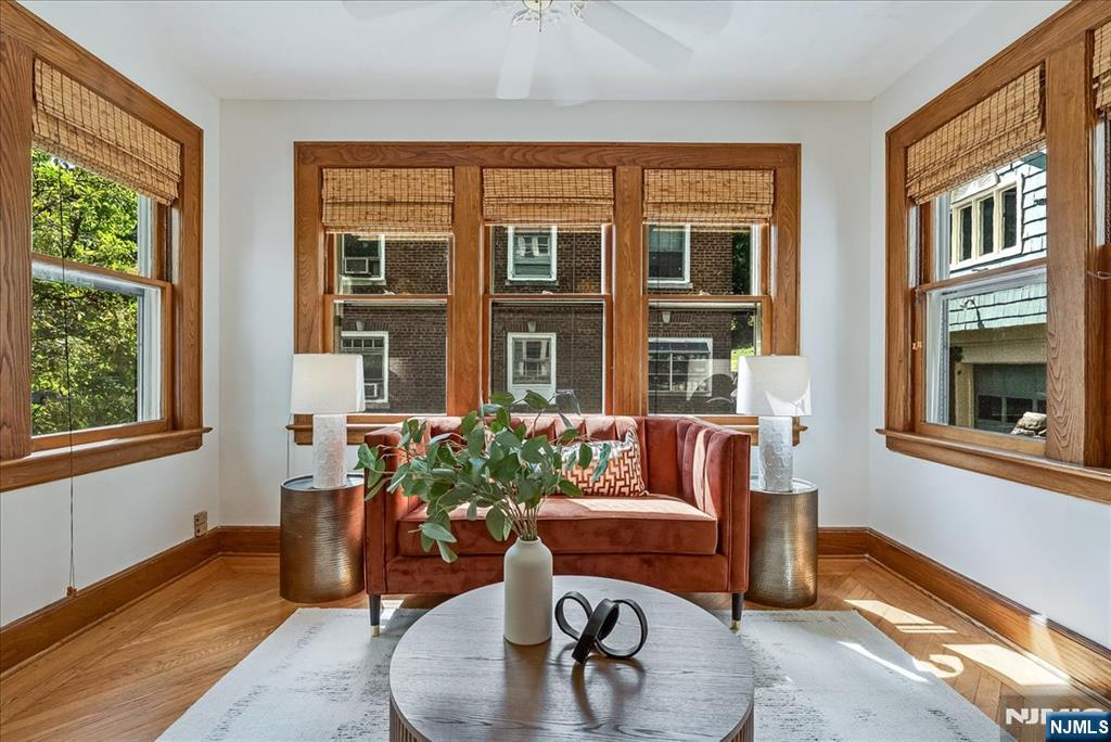 52 Warfield Street Property Photo 10