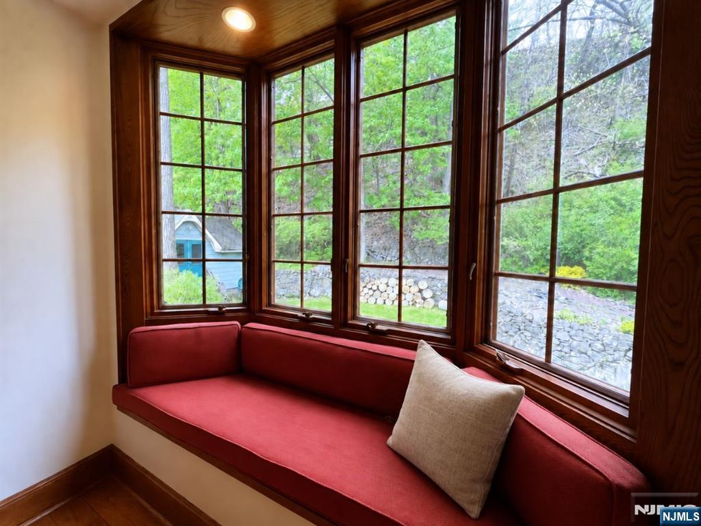 52 Warfield Street Property Photo 21