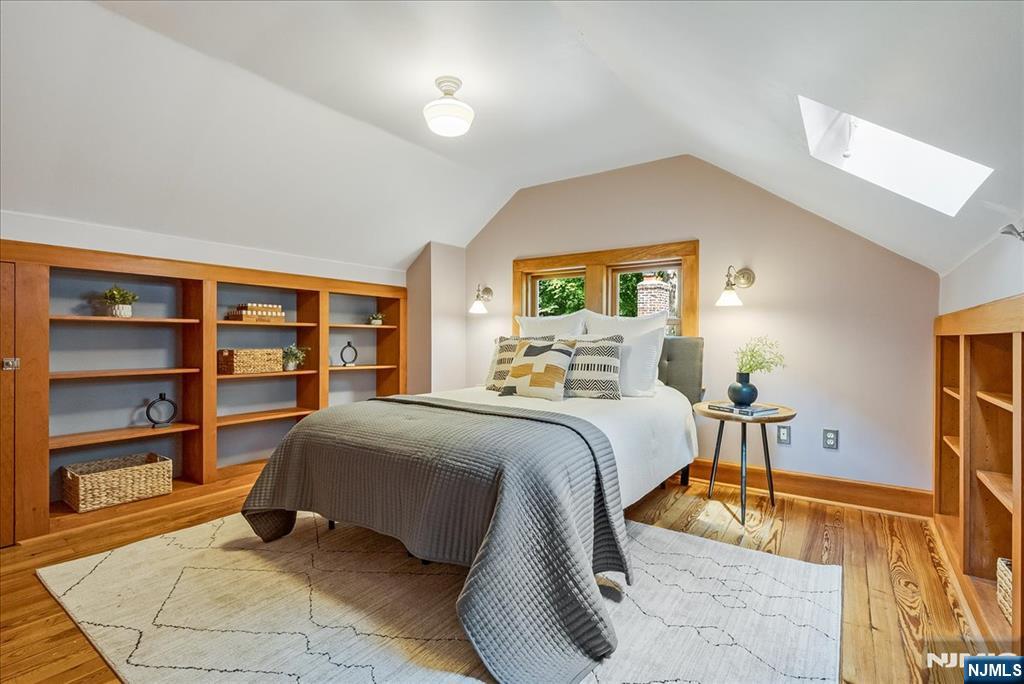 52 Warfield Street Property Photo 30