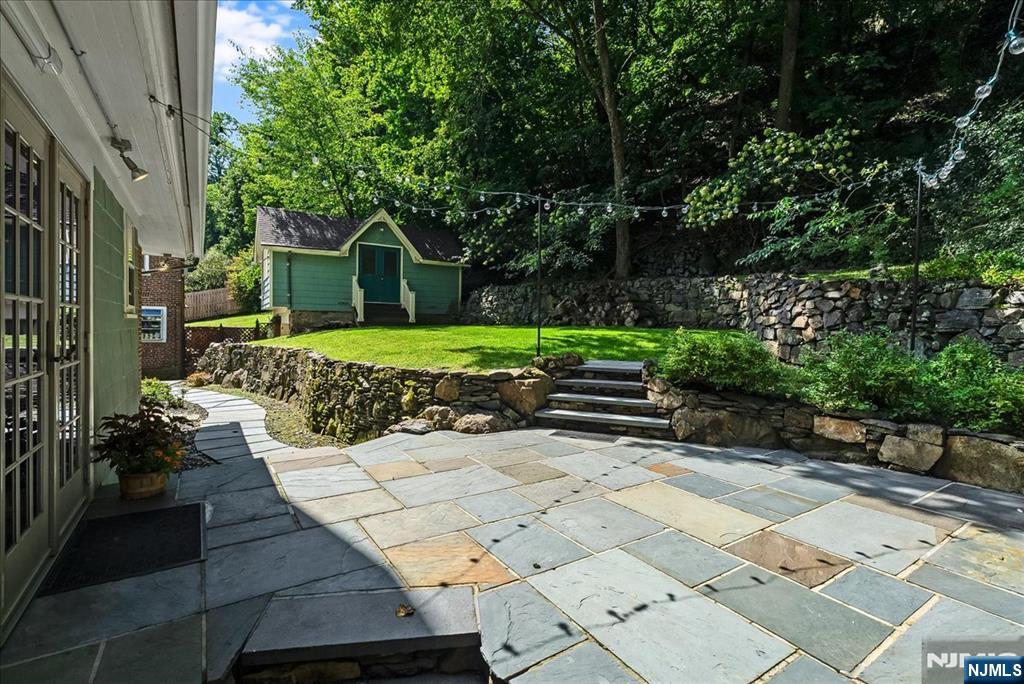 52 Warfield Street Property Photo 36