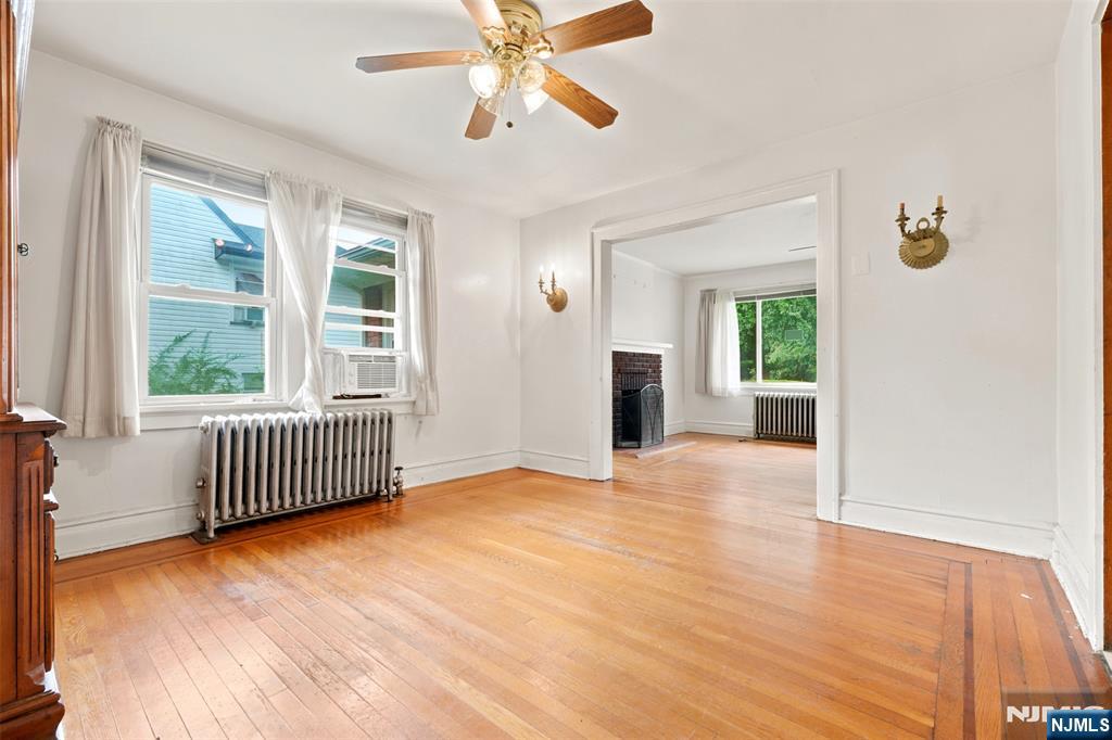 1481 Endicott Terrace Property Photo 8