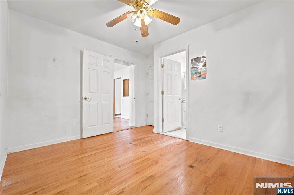 1481 Endicott Terrace Property Photo 12