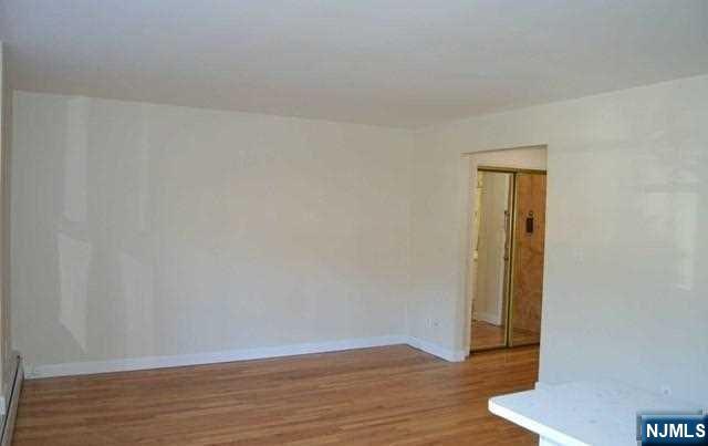 2200 Center Avenue A7 Property Photo 5