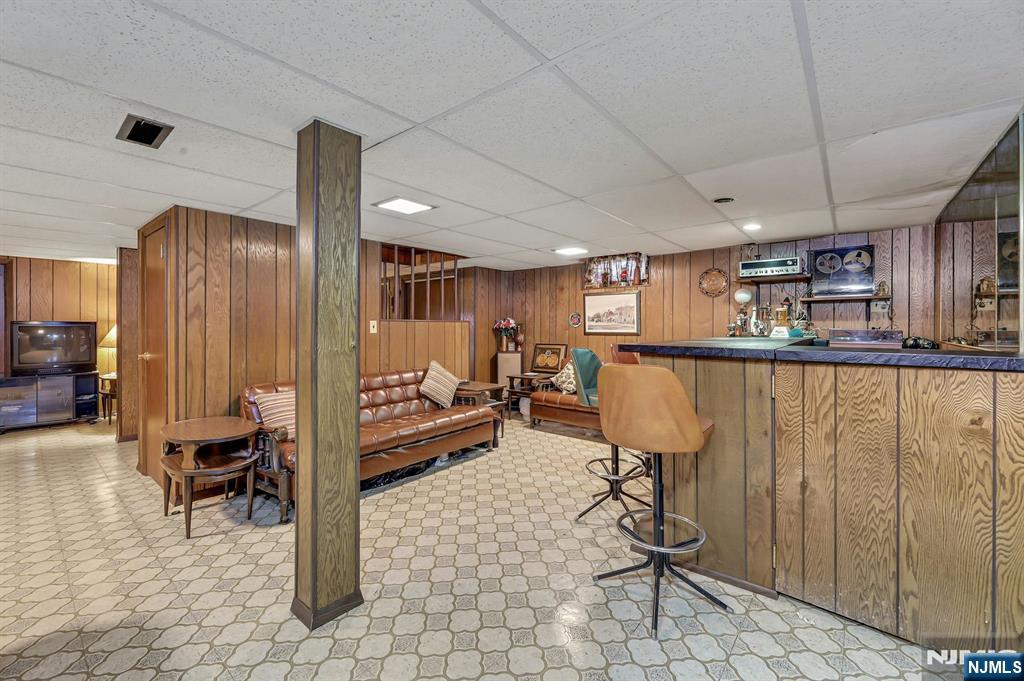 979 River Road Property Photo 18