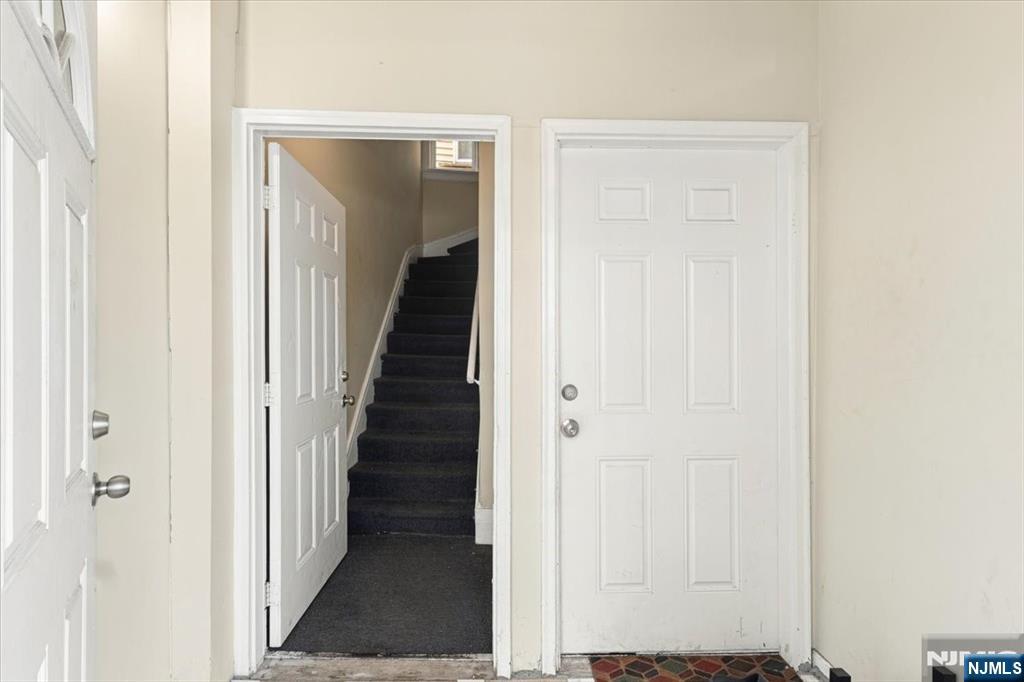 422 Jelliff Avenue Property Photo 3