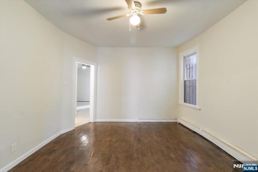 422 Jelliff Avenue Property Photo 5