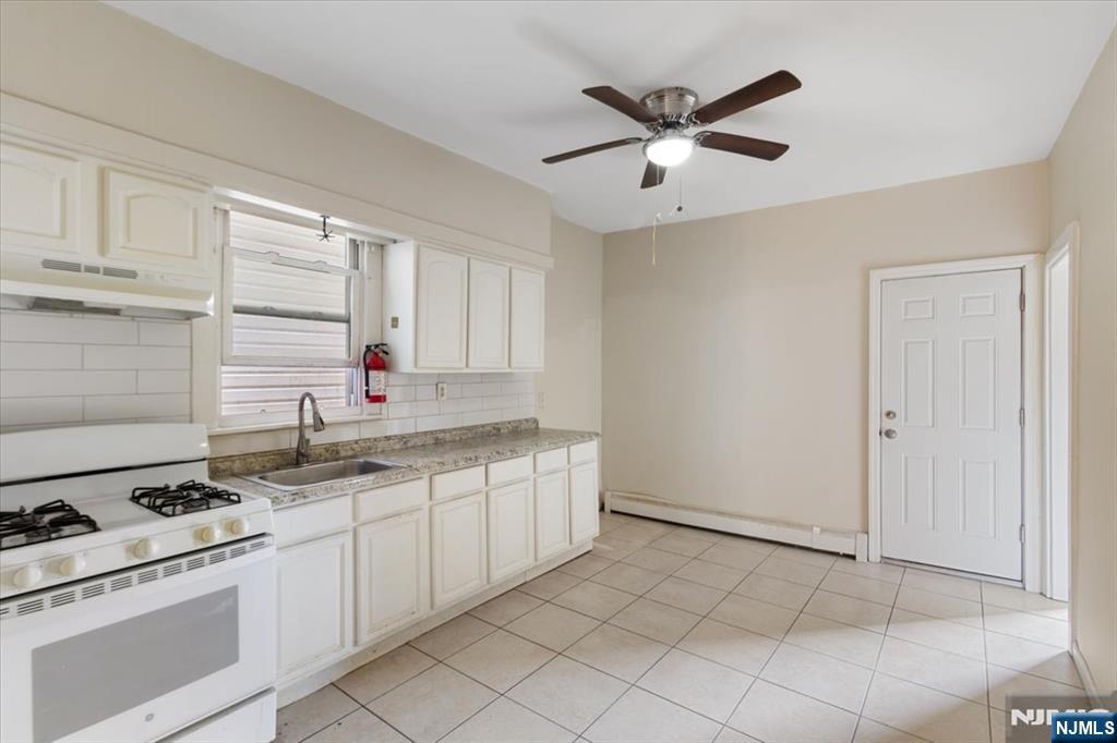 422 Jelliff Avenue Property Photo 12