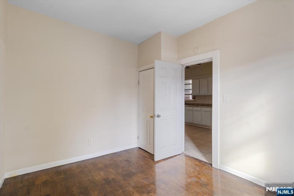 422 Jelliff Avenue Property Photo 15