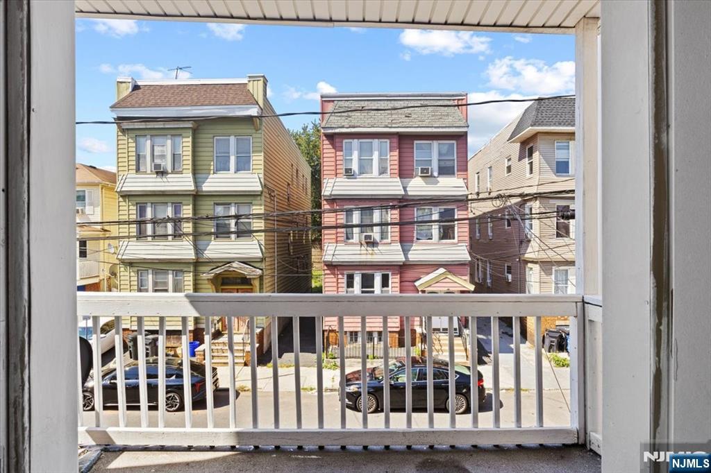 422 Jelliff Avenue Property Photo 33