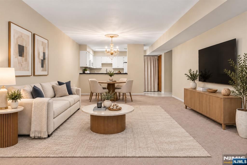 19 Plauderville Avenue 208 Property Photo 2