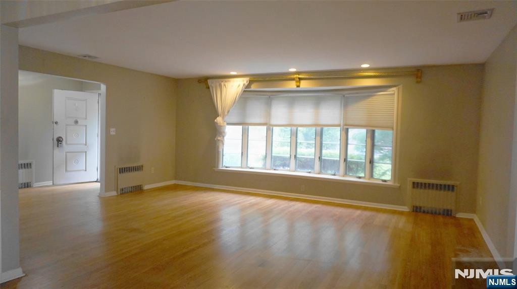 8 S Mountain Way Property Photo 5