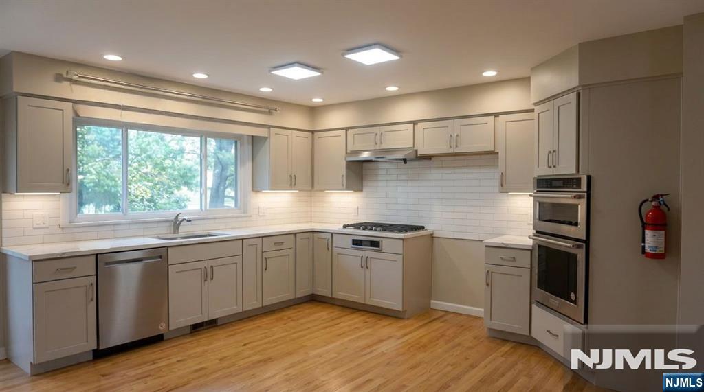 8 S Mountain Way Property Photo 10