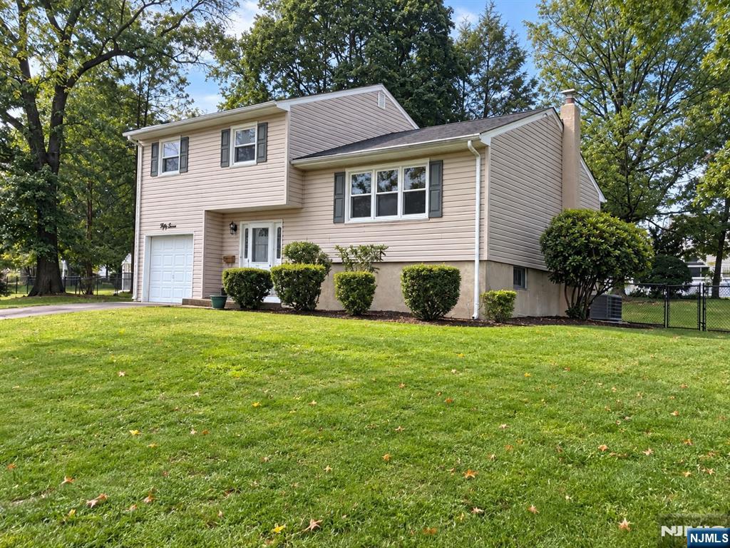 57 Francine Property Photo 3
