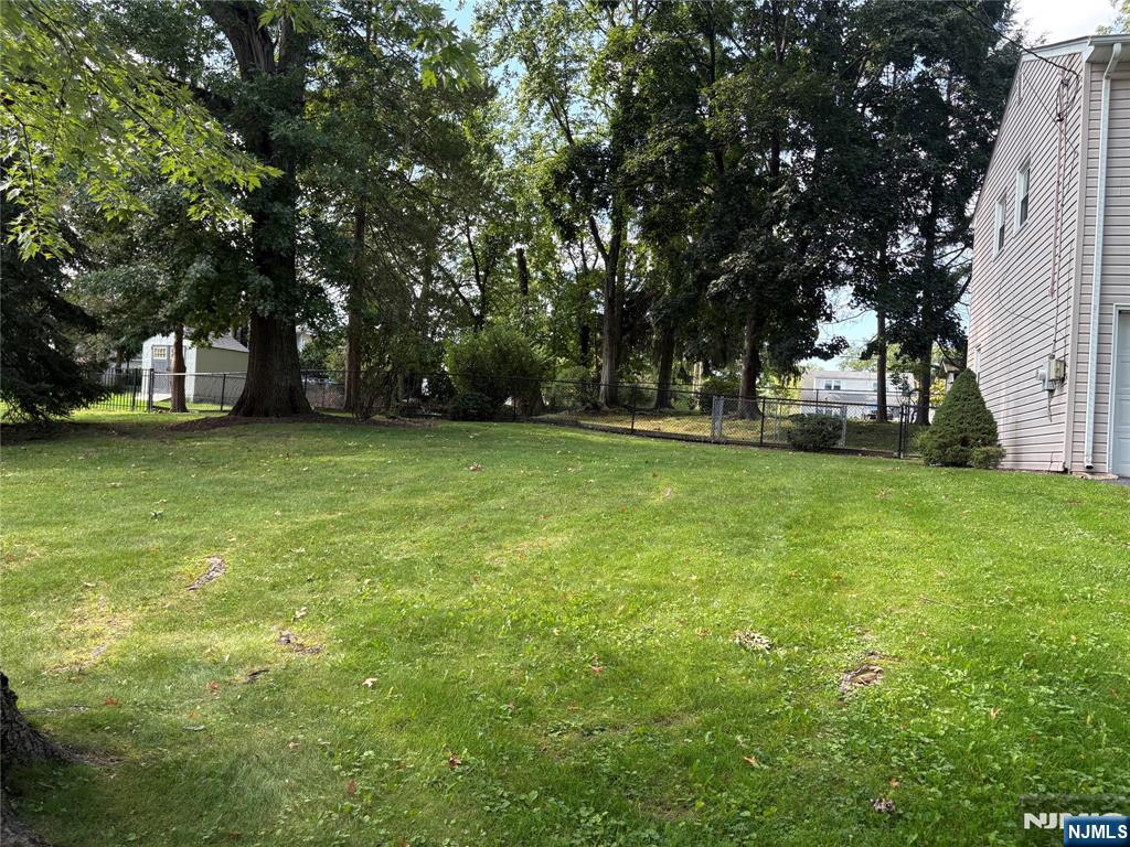 57 Francine Property Photo 19