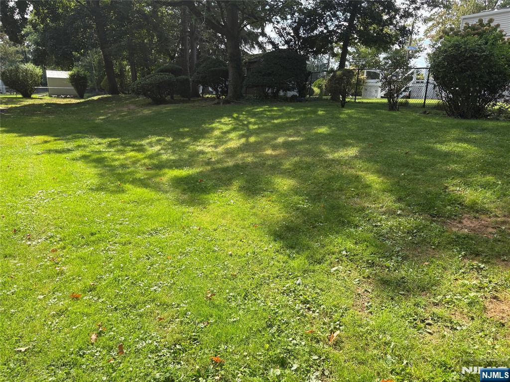 57 Francine Property Photo 21
