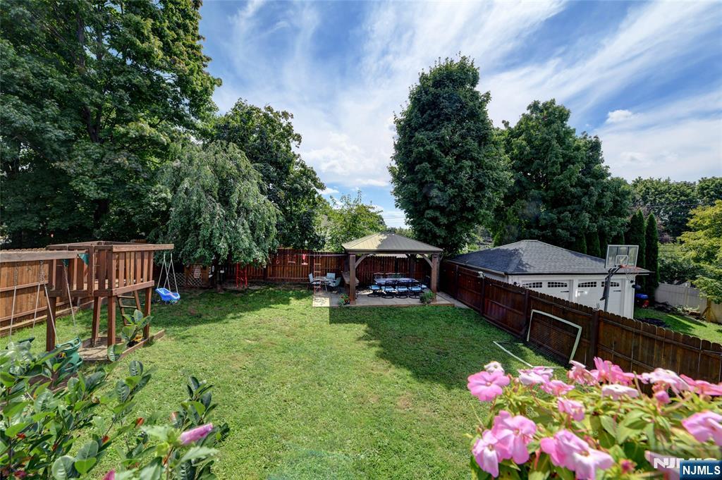 311 Highland Street Property Photo 17