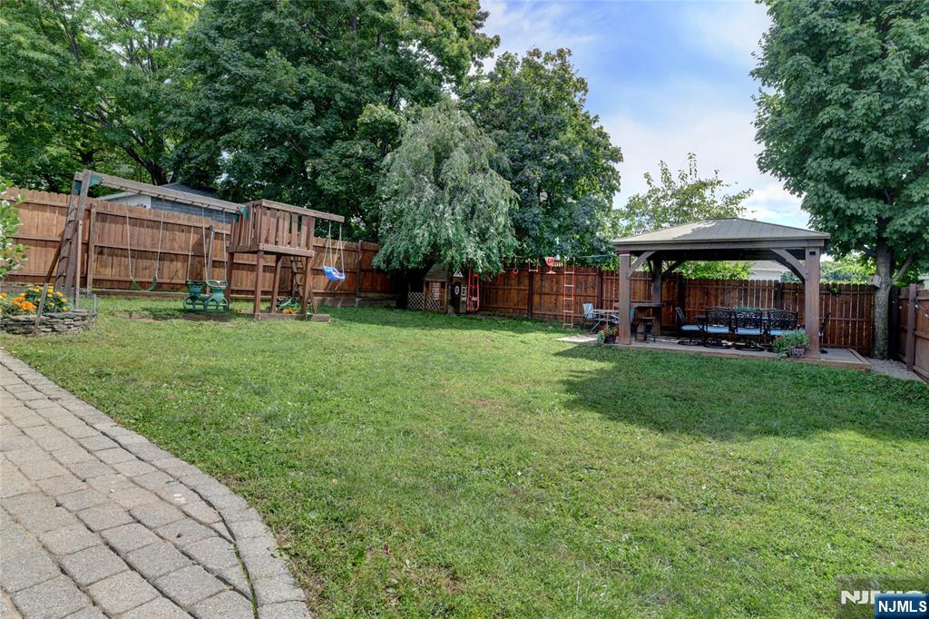 311 Highland Street Property Photo 18