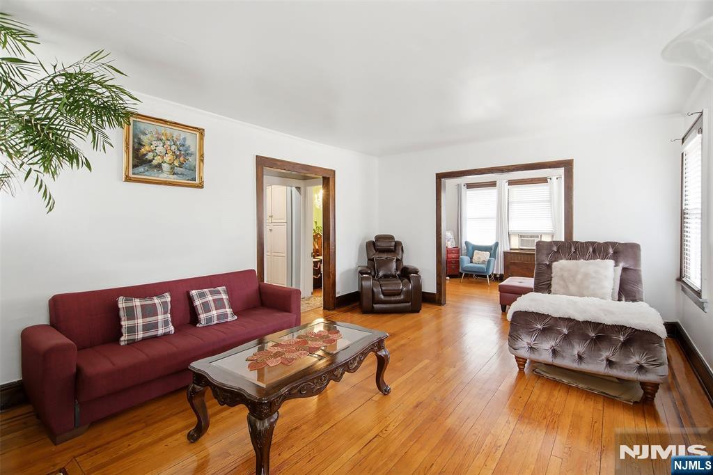 351 W Griggs Avenue Property Photo 14