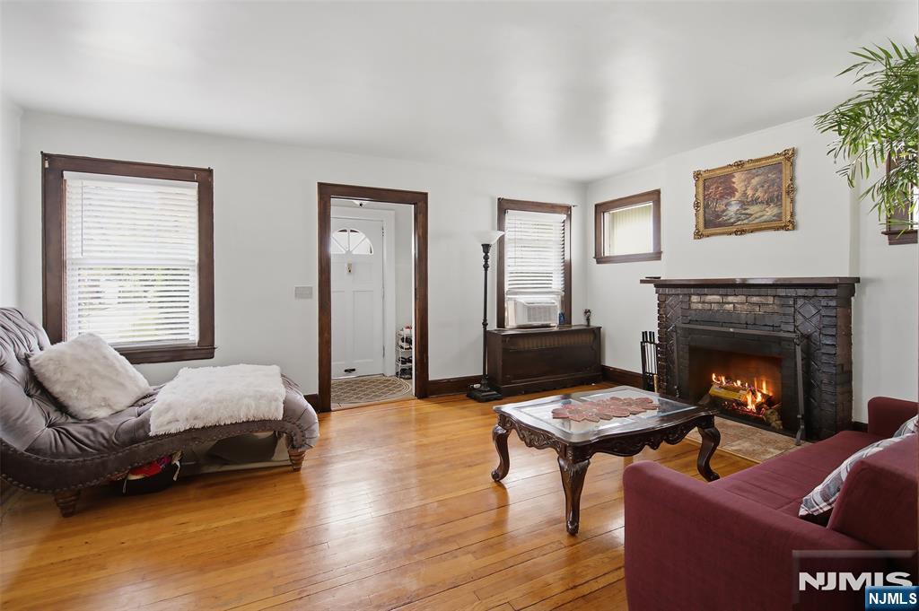 351 W Griggs Avenue Property Photo 15