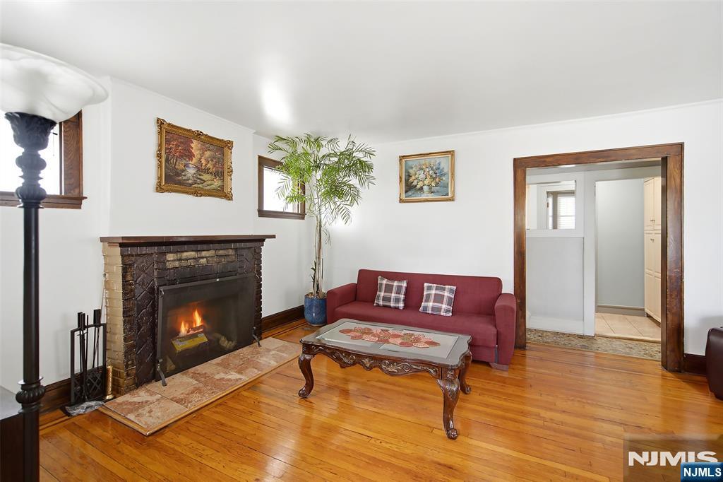 351 W Griggs Avenue Property Photo 16