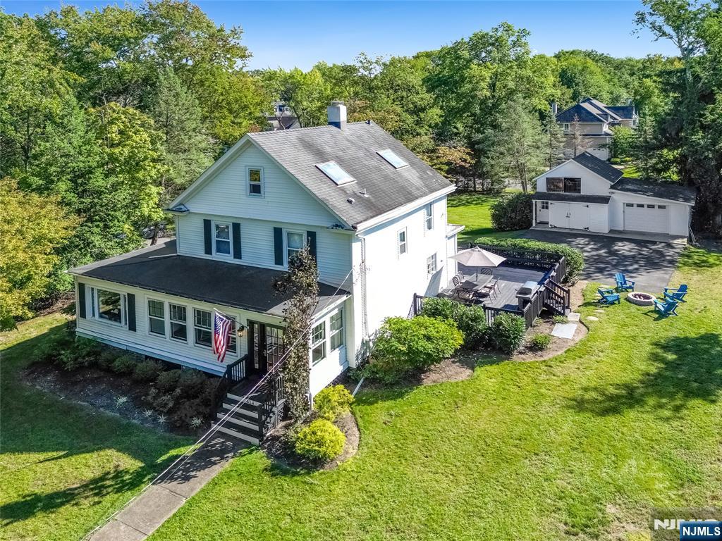 414 Franklin Avenue Property Photo 34