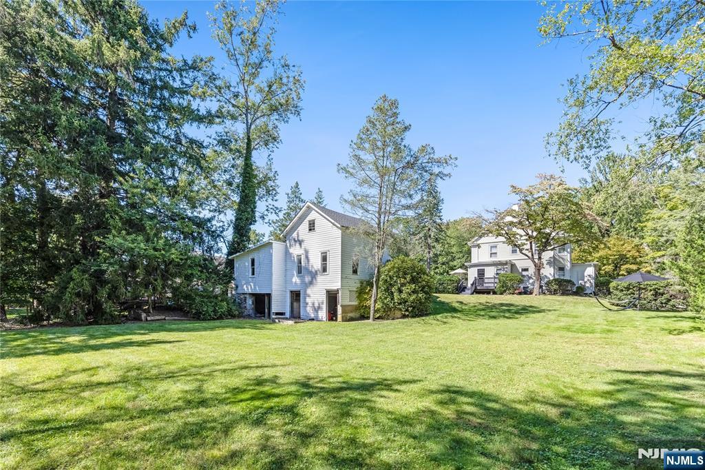 414 Franklin Avenue Property Photo 40