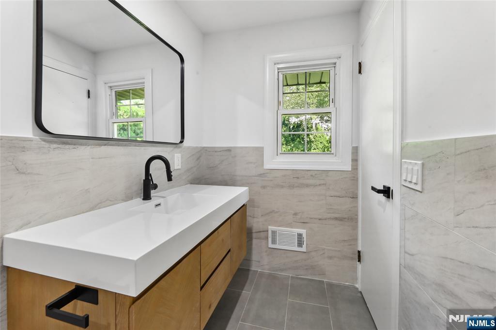 4 Marconi Street Property Photo 15